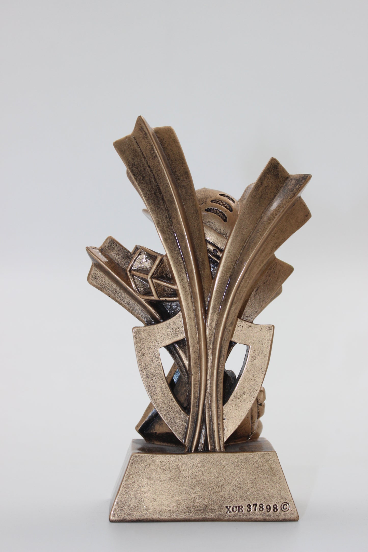 ALL ROUNDER RESIN TROPHY