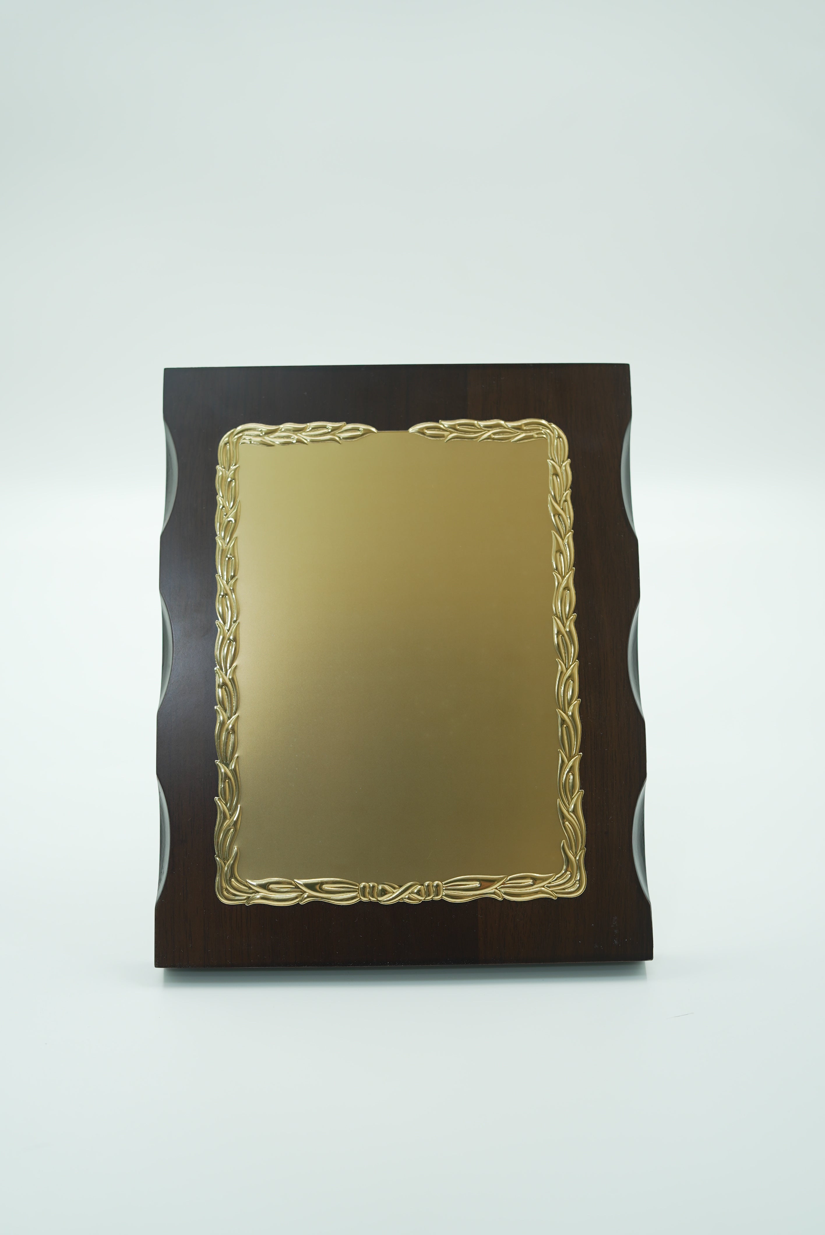 A5 GOLDEN WOODEN PLAQUE
