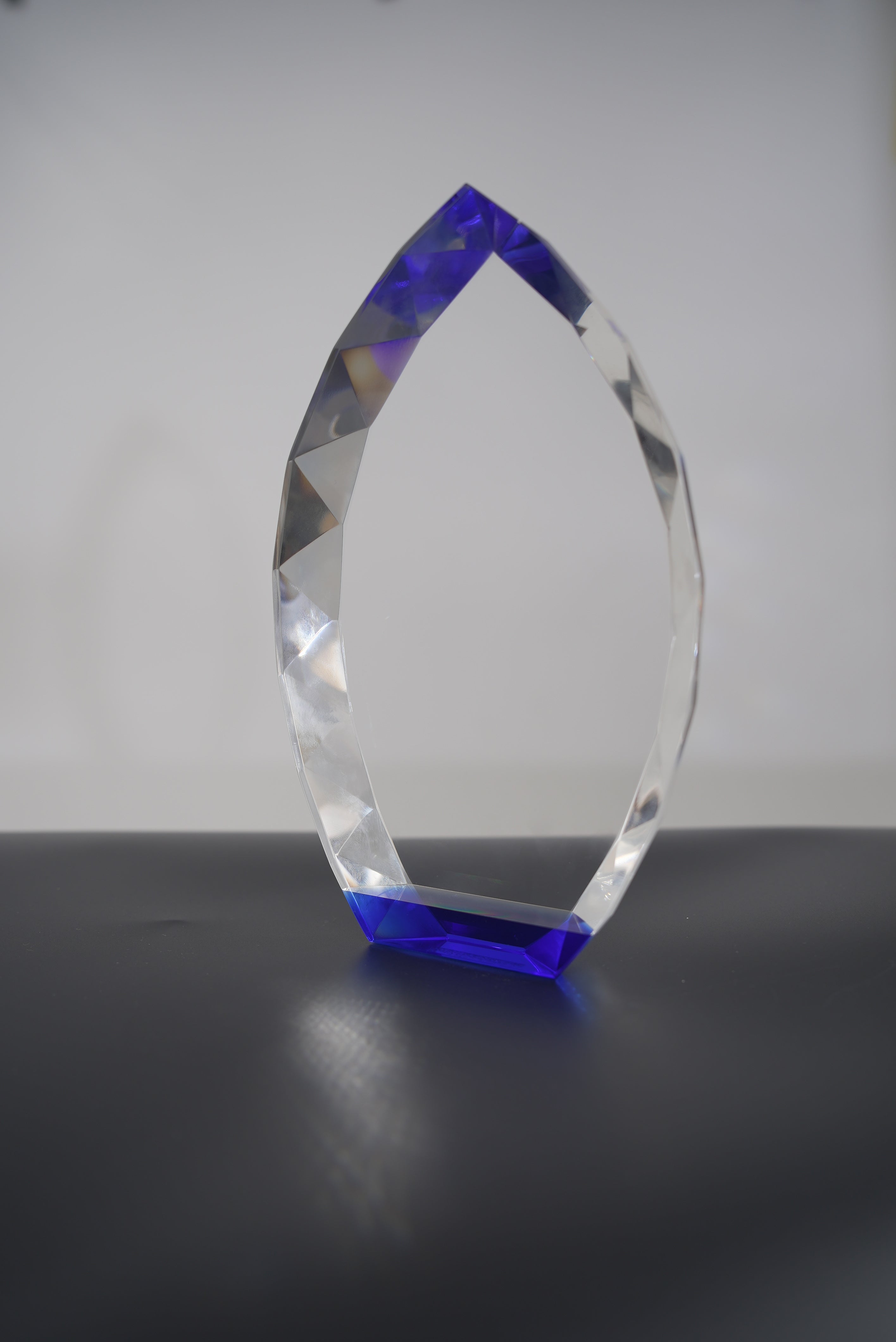 PREMIUM DIAMOND OVAL CRYSTAL AWARD