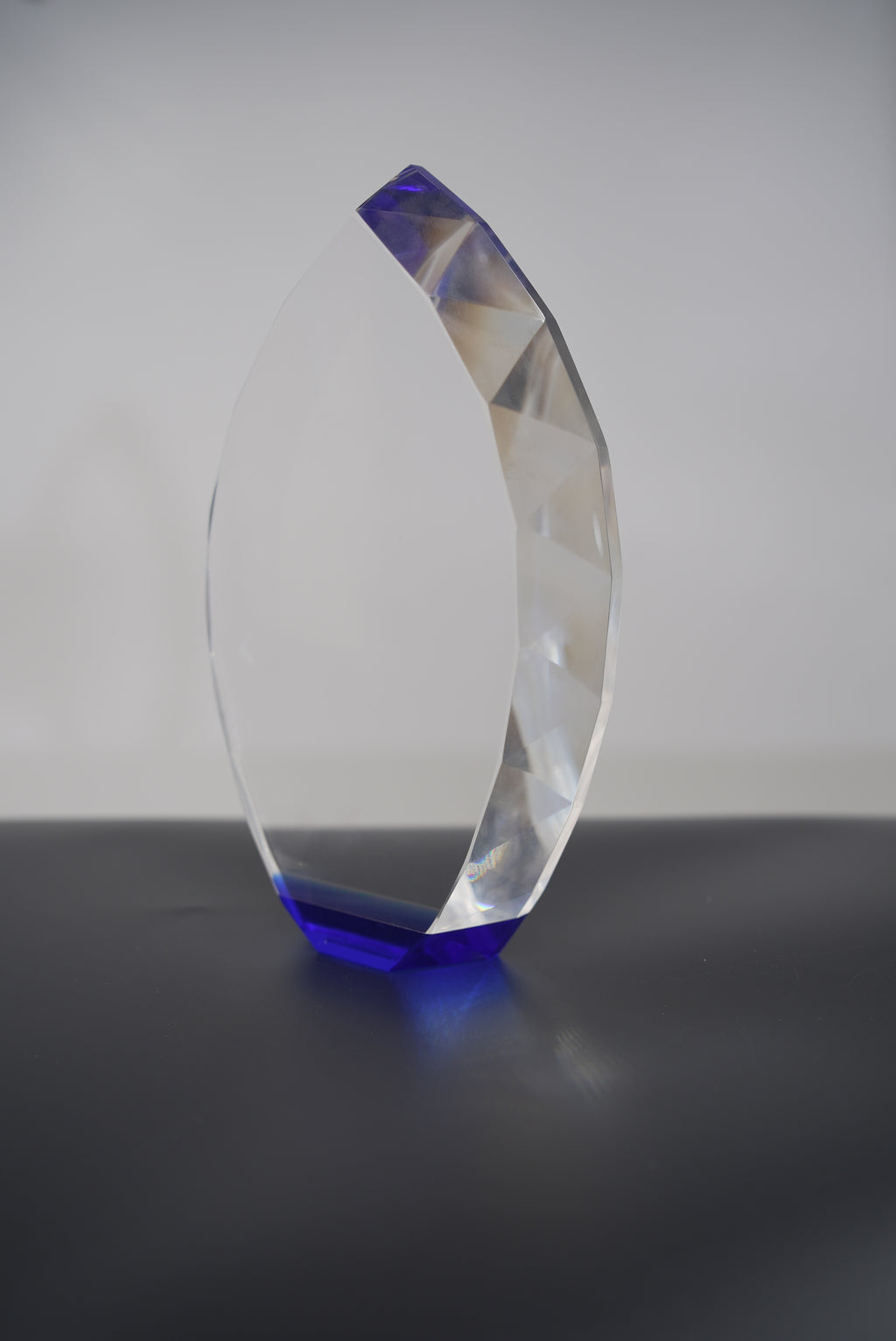 PREMIUM DIAMOND OVAL CRYSTAL AWARD