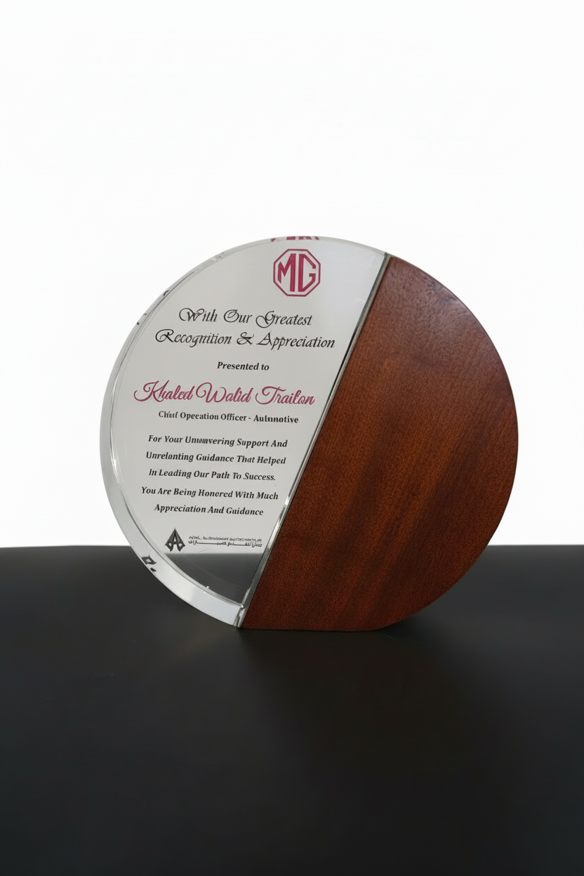 CIRCULAR WOODEN  CRYSTAL