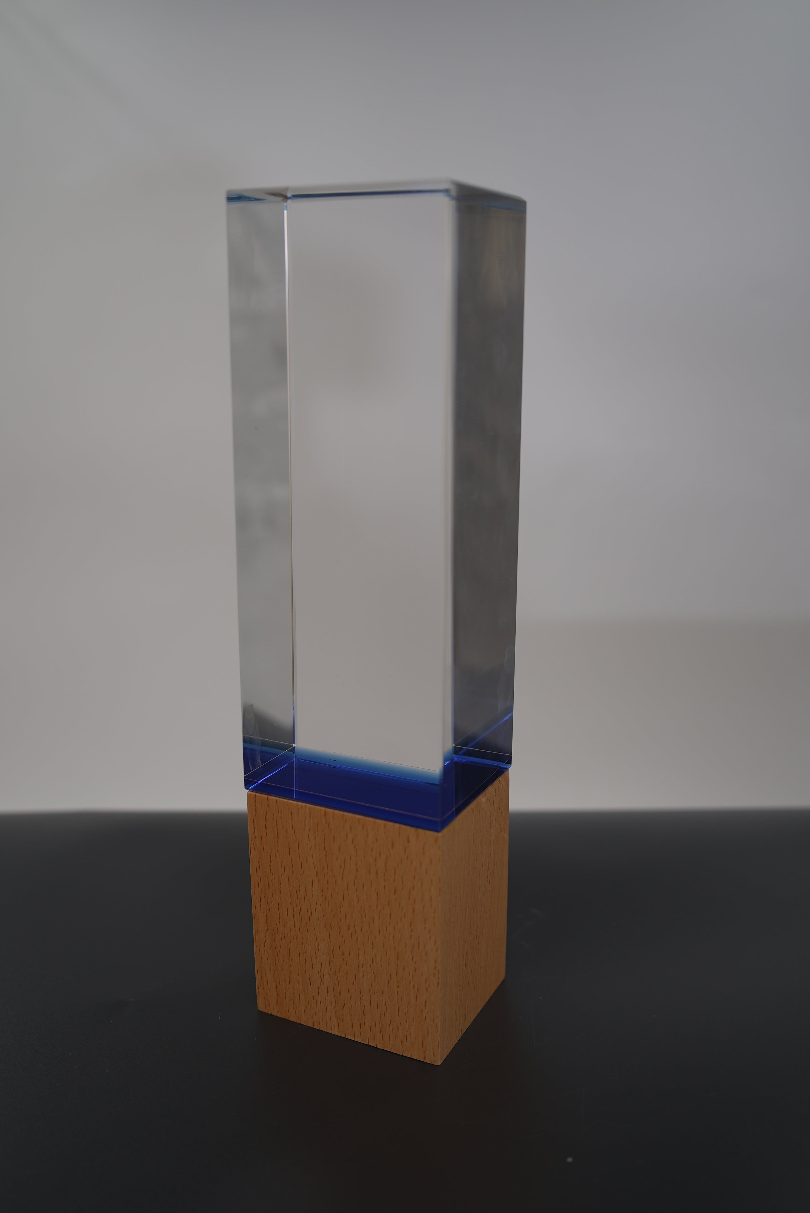 WOODEN-CRYSTAL BLOCK AWARD