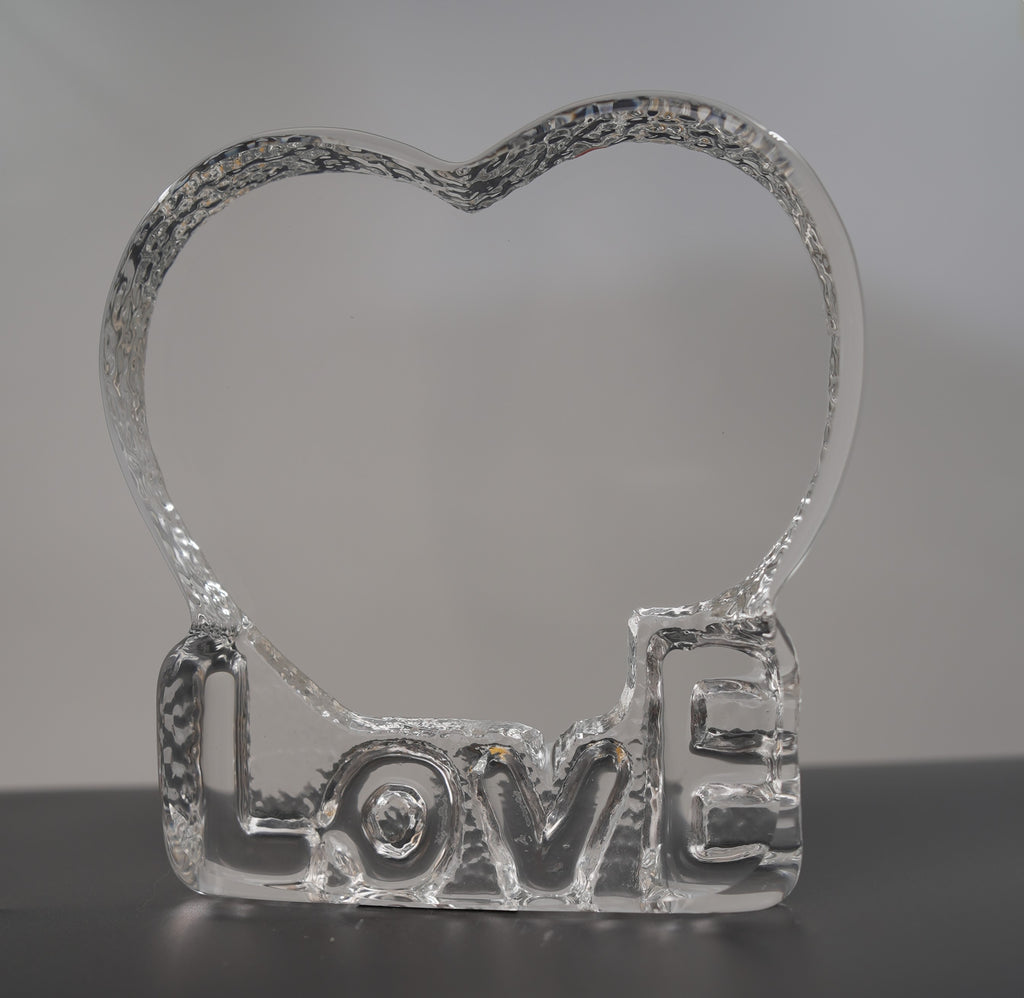 LOVE CRYSTAL