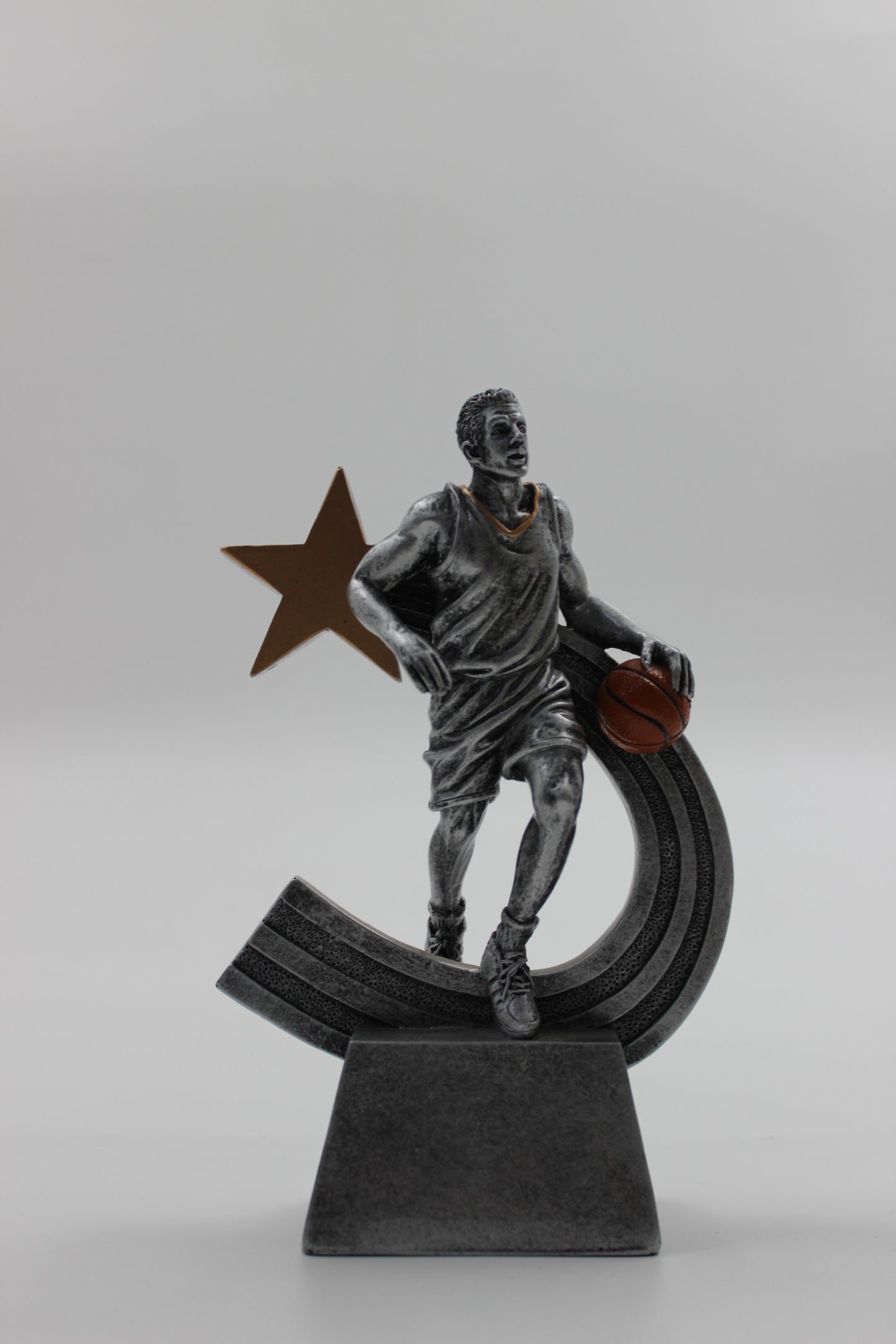 BASKETBALL PLAYER RESIN TROPHY