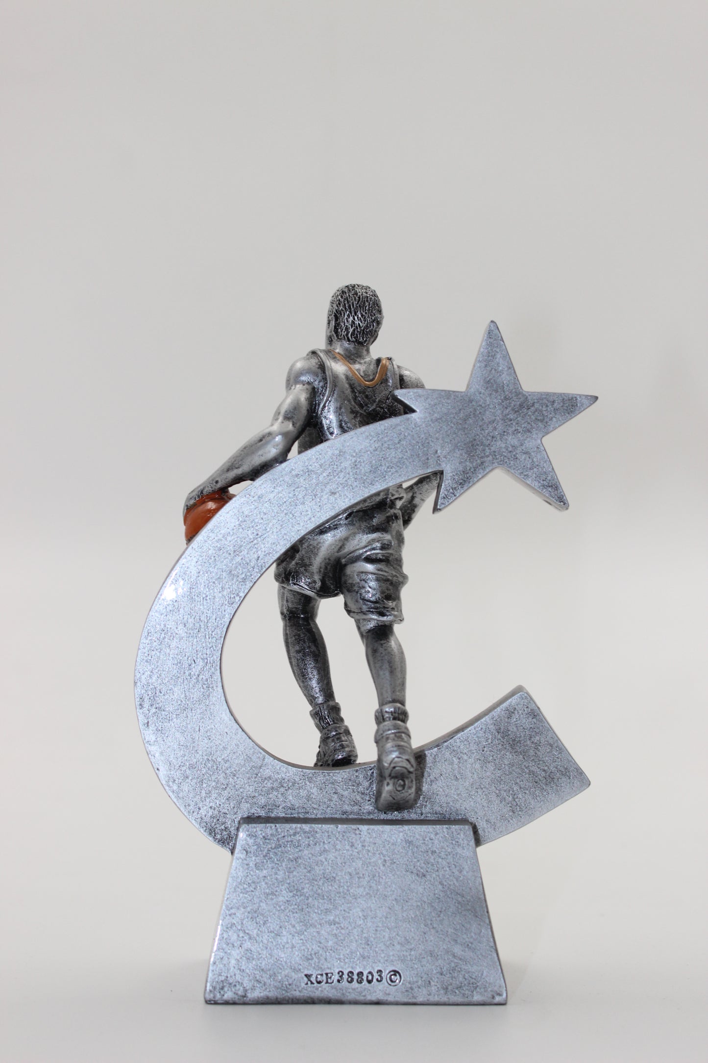 BASKETBALL PLAYER RESIN TROPHY